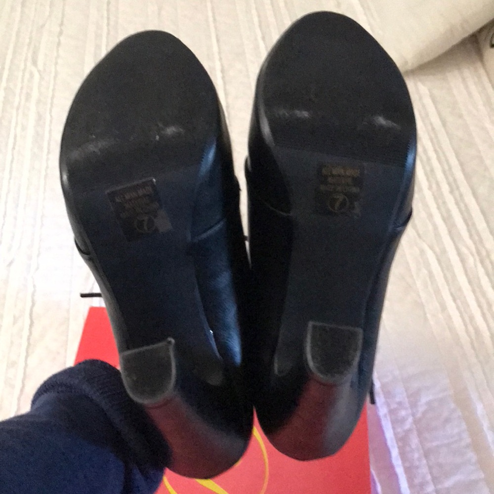 Cute Booties! 💜 - Picture 5 of 5